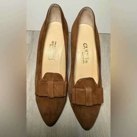 PRADA BROWN SUEDE BOW POINTED TOE MID HEEL CLASSIC PUMPS SZ 34 - Picture 9 of 16